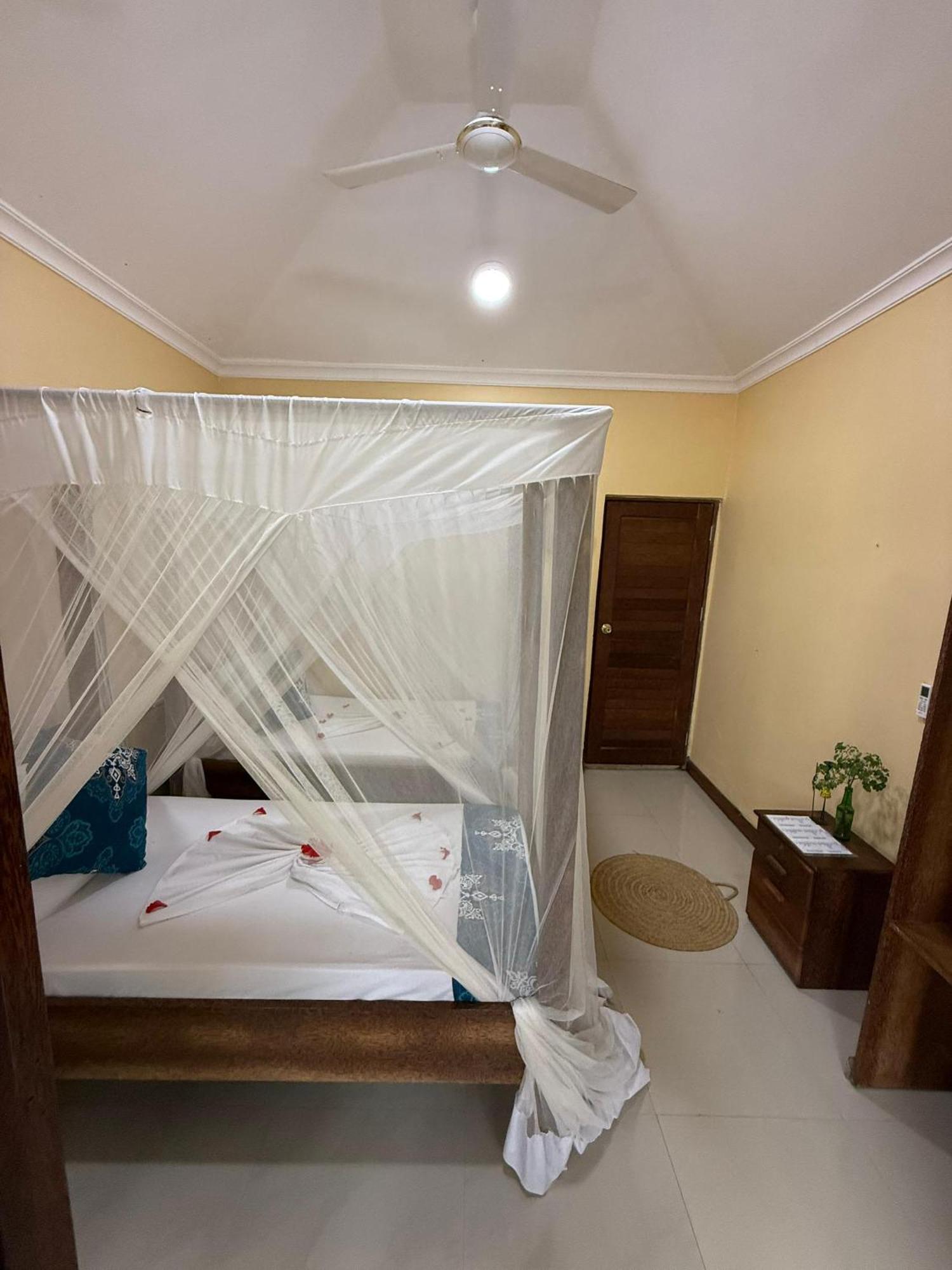 Amber Bed & Breakfast *